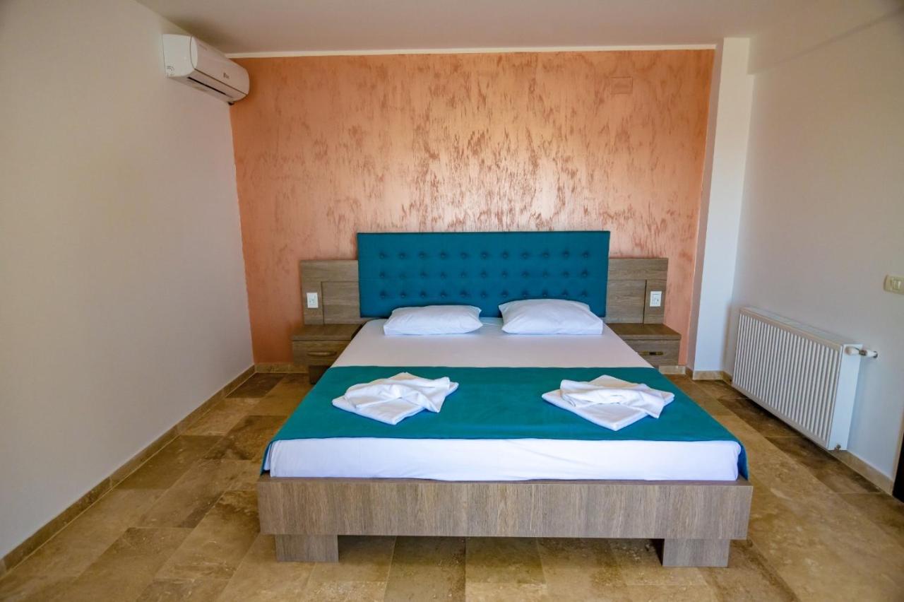Blue Border Hotel Vama Veche Ngoại thất bức ảnh